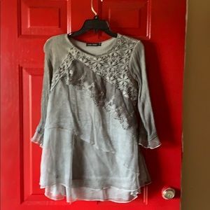 Grey mid sleeve blouse no tags, never worn!